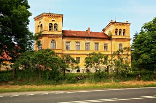 Nový Čestín Chateau