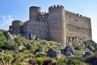 Castillo de Aunqueospese