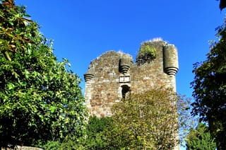 Valverde de la Vera Castle