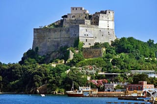 Castello Aragonese (Baia)
