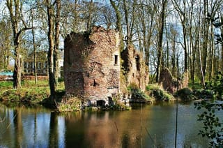 Brakel Castle 