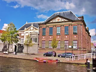 Museum De Lakenhal