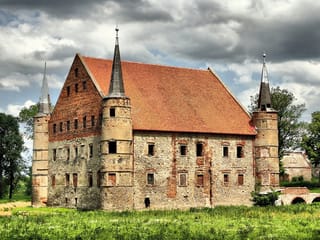 Castle in Piotrowice Świdnickie