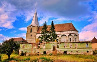 Şoarş fortified church