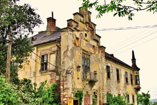 Teleki Castle in Uioara de Sus