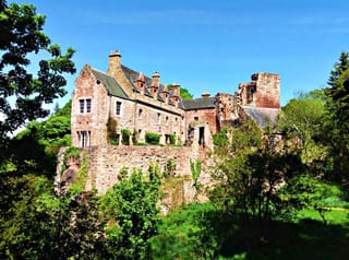 Hawthornden Castle