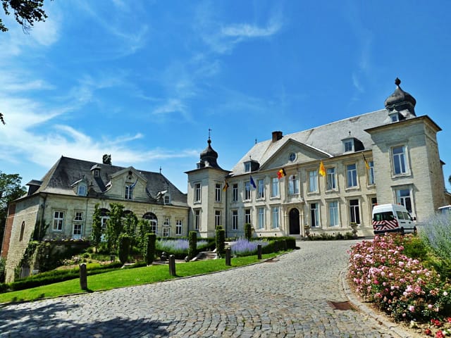 Pastur Castle