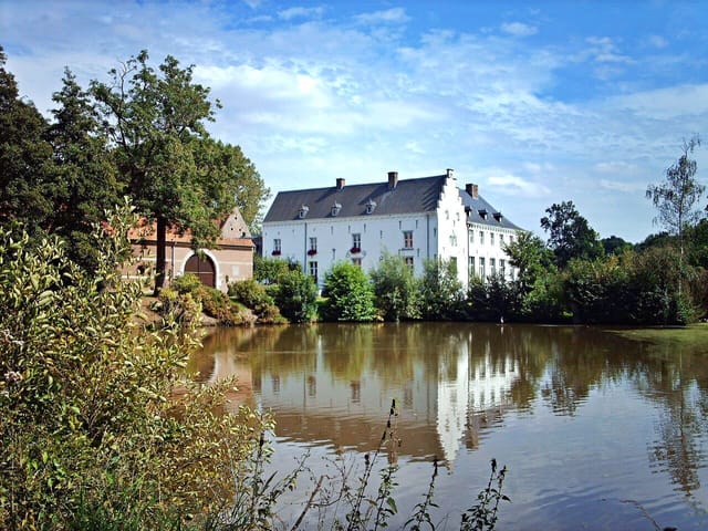 Castle Van Rooi in Tongeren
