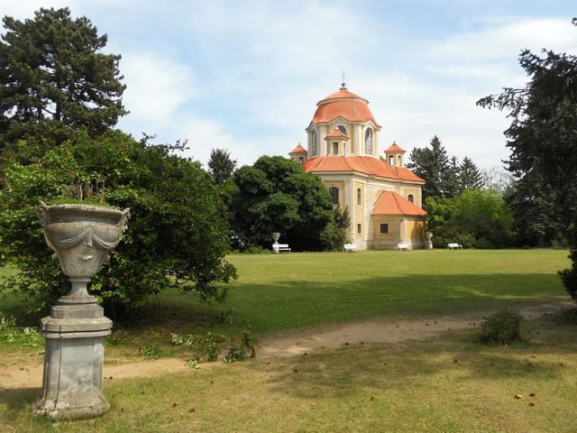 Panenské Břežany Chateau
