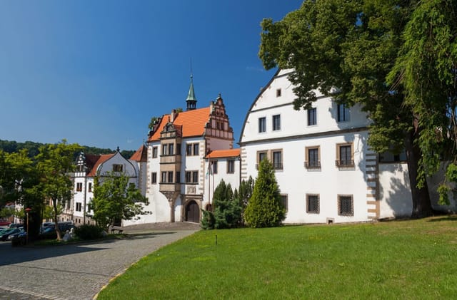 Benešov nad Ploučnicí Chateau