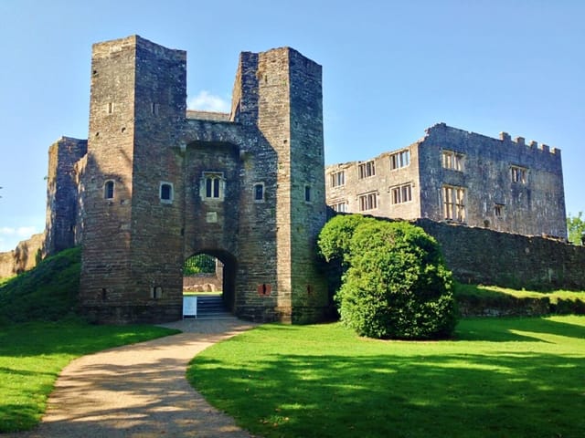 Berry Pomeroy Castle