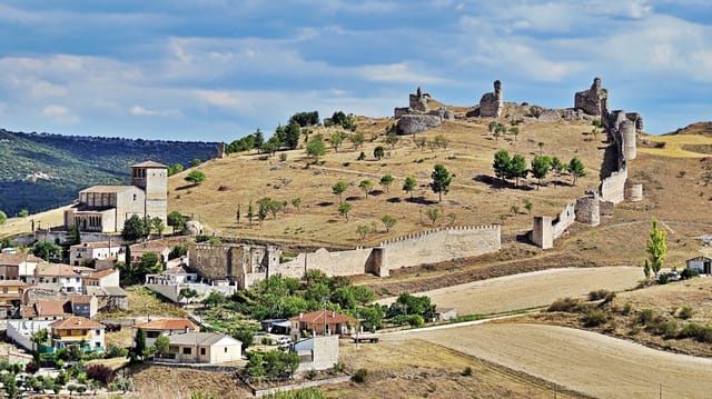 Muralla de Fuentidueña