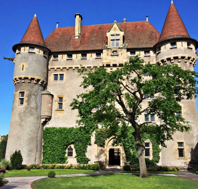 Château de Murol en Saint Amant