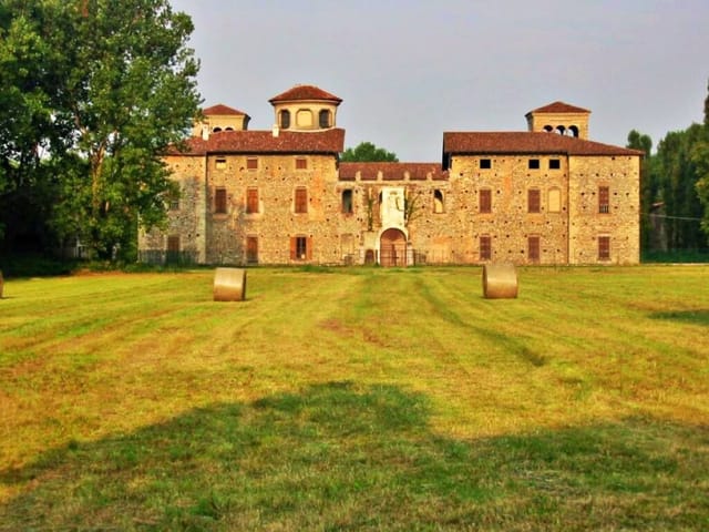 The Cavernago Castle’s 