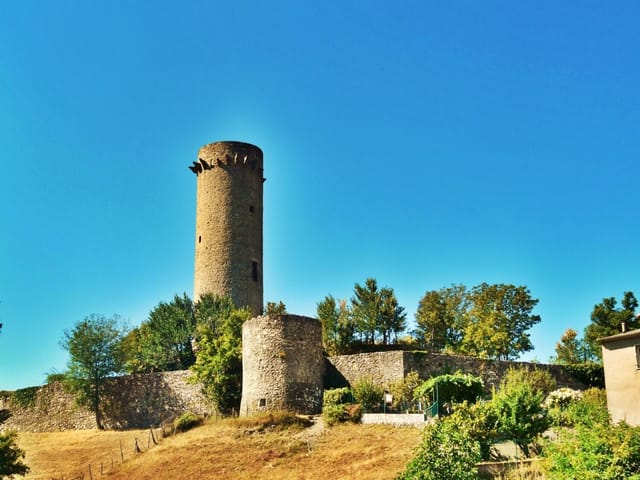 Castello di Comano