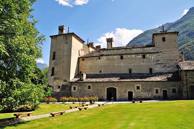 Issogne Castle