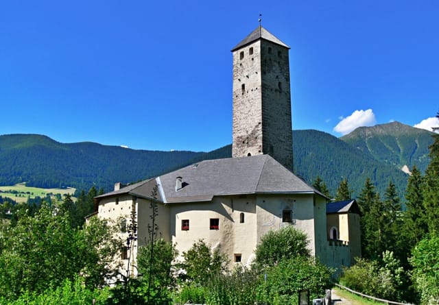 Castello di Monguelfo