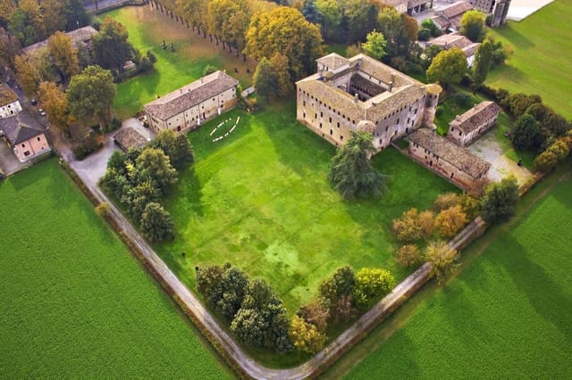 Castello di San Pietro in Cerro