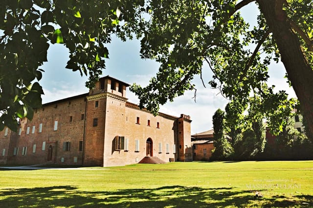 Rocca Isolani