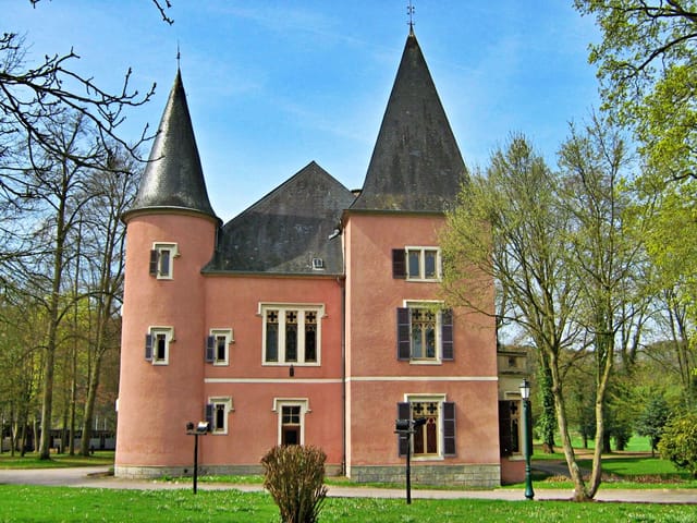 Erpeldange Castle