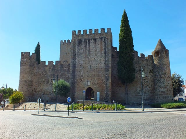 Alter do Chão Castle