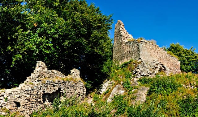 Bálványos Castle
