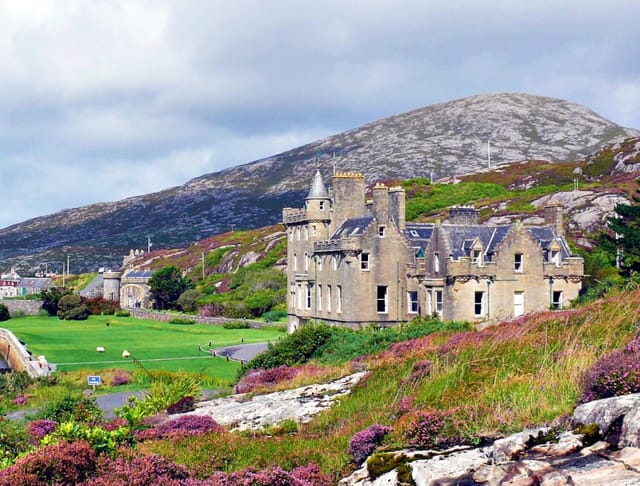Amhuinnsuidhe Castle