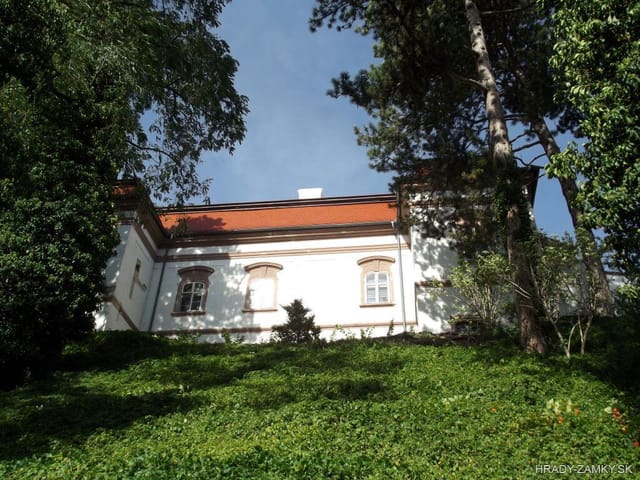 Lúka mansion