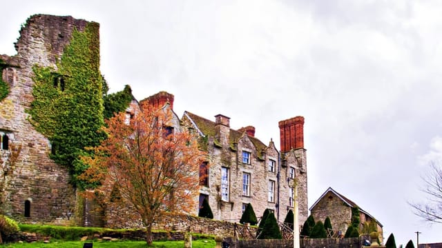 Hay Castle